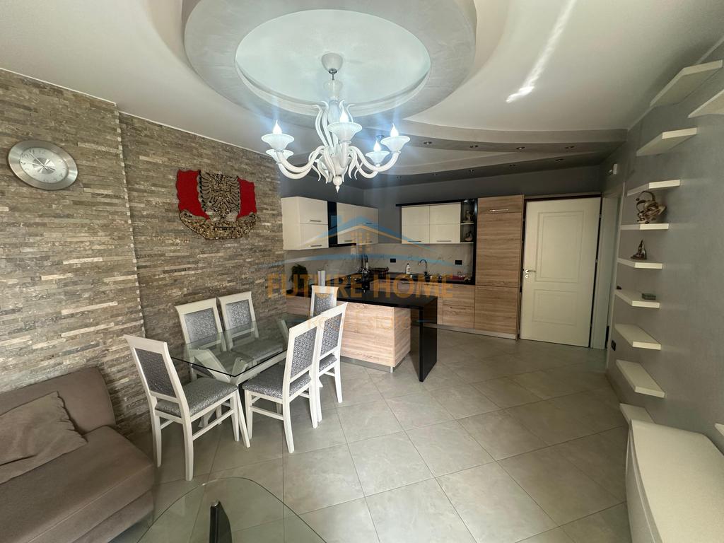 Qera, Apartament 2+1, Unaza e Re, Tirane.