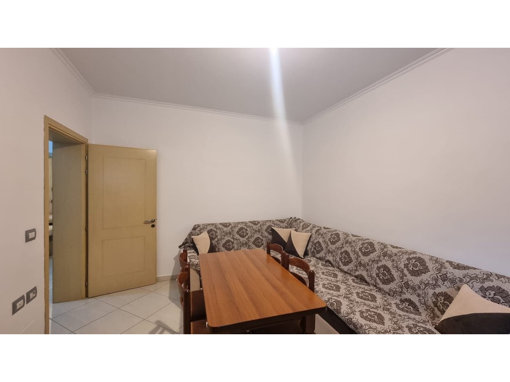 Qera, Apartament 2+1, Vasil Shanto, Tirane.