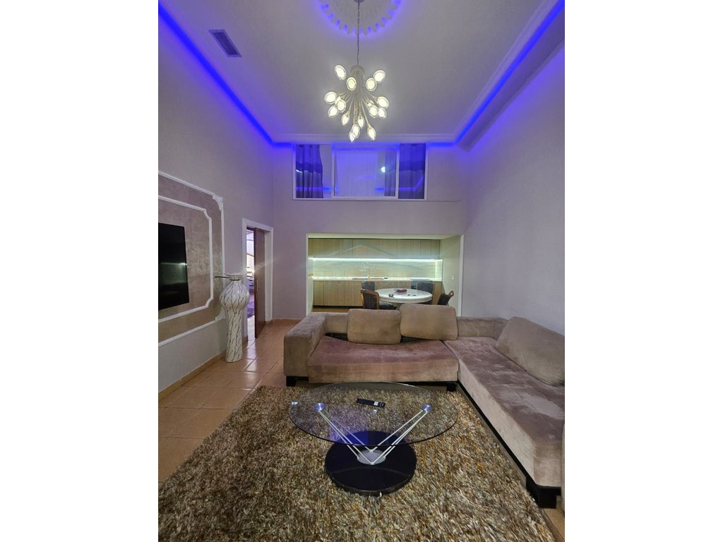 Qera, Apartament 2+1, Yzberisht
