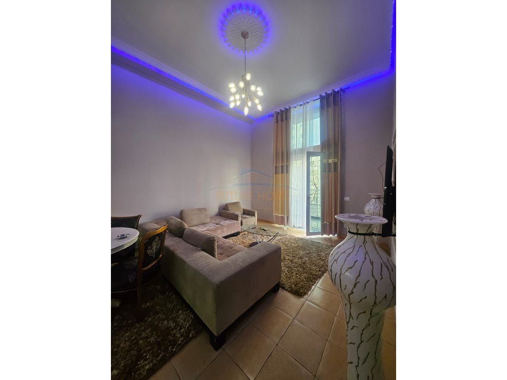 Qera, Apartament 2+1, Yzberisht