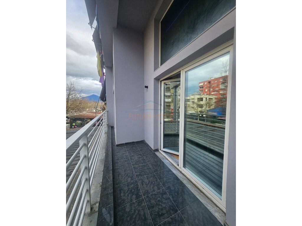 Qera, Apartament 2+1, Yzberisht