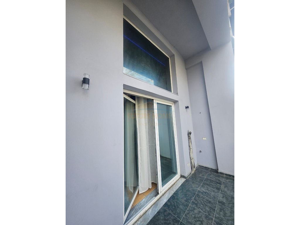 Qera, Apartament 2+1, Yzberisht