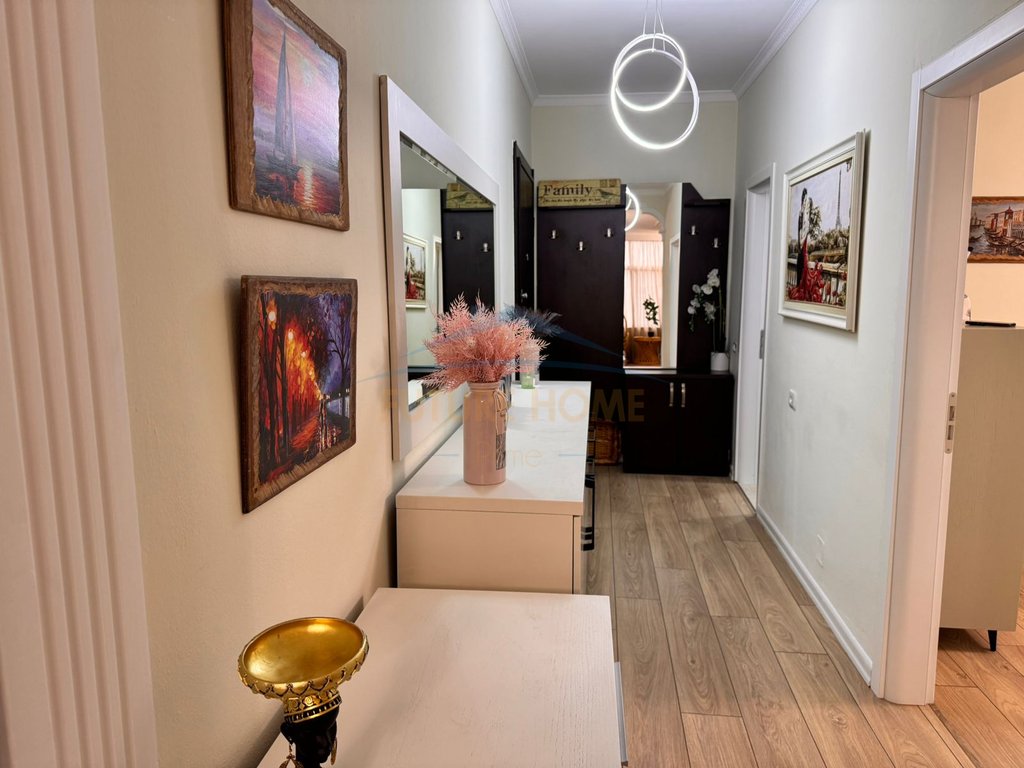 Qera , Apartament 3+1+2, Bulevardi B.Curri , Tirane