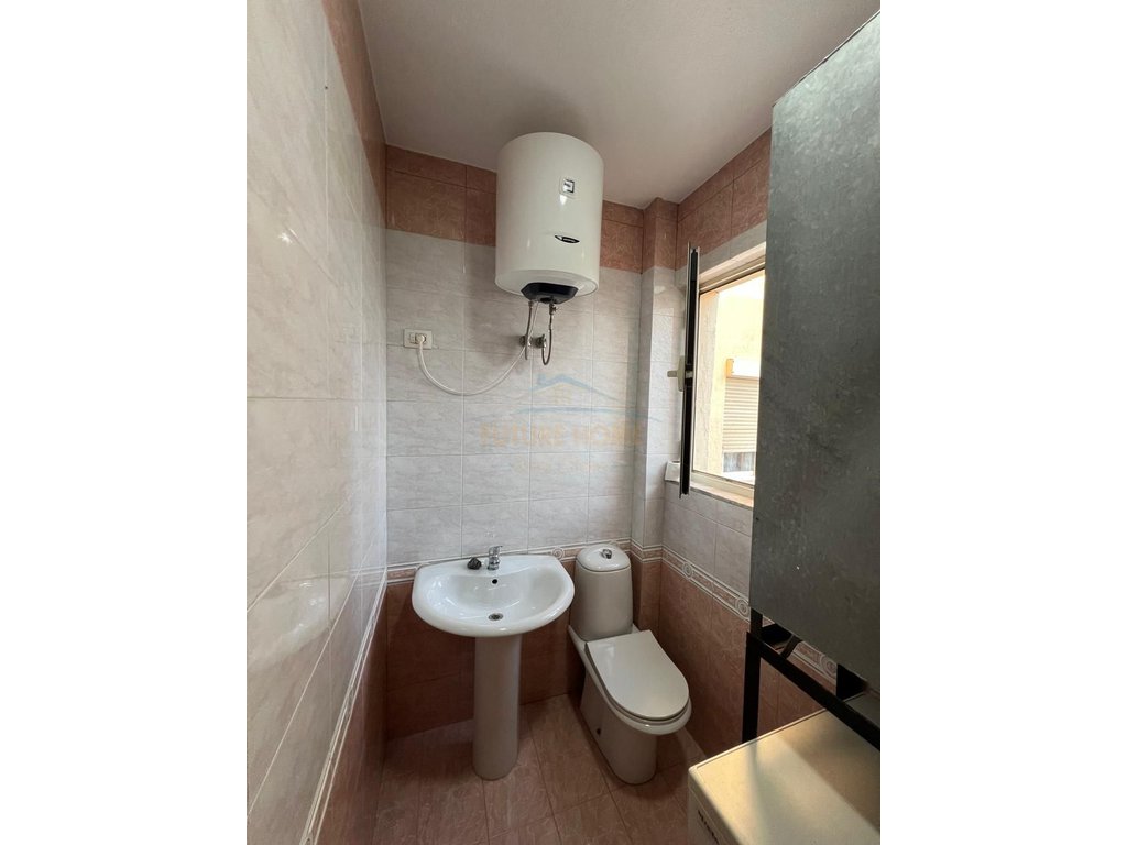 Rent, Apartment 3+1+2, Former Train Station, Tirana