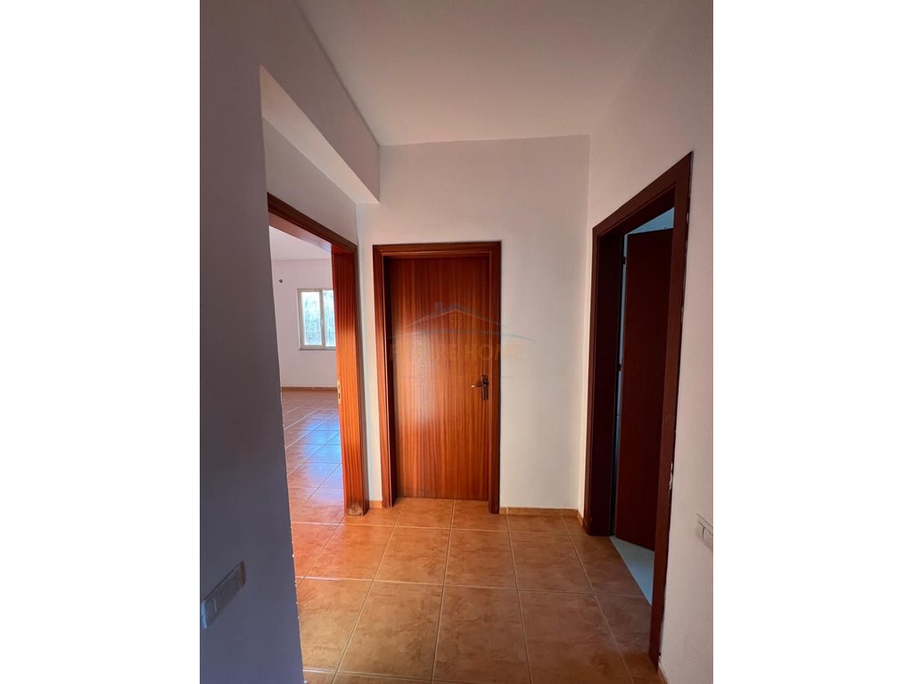 Rent, Apartment 3+1+2, Former Train Station, Tirana