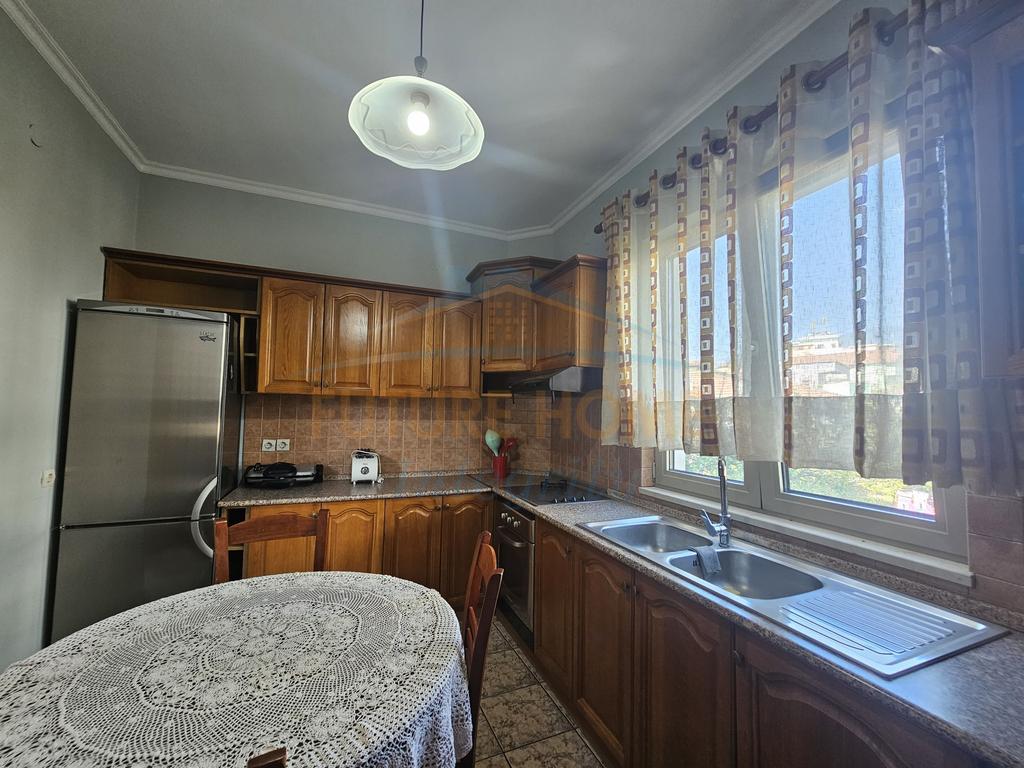 For rent, Apartment 3+1+2, Former Electric Market, Tirana.