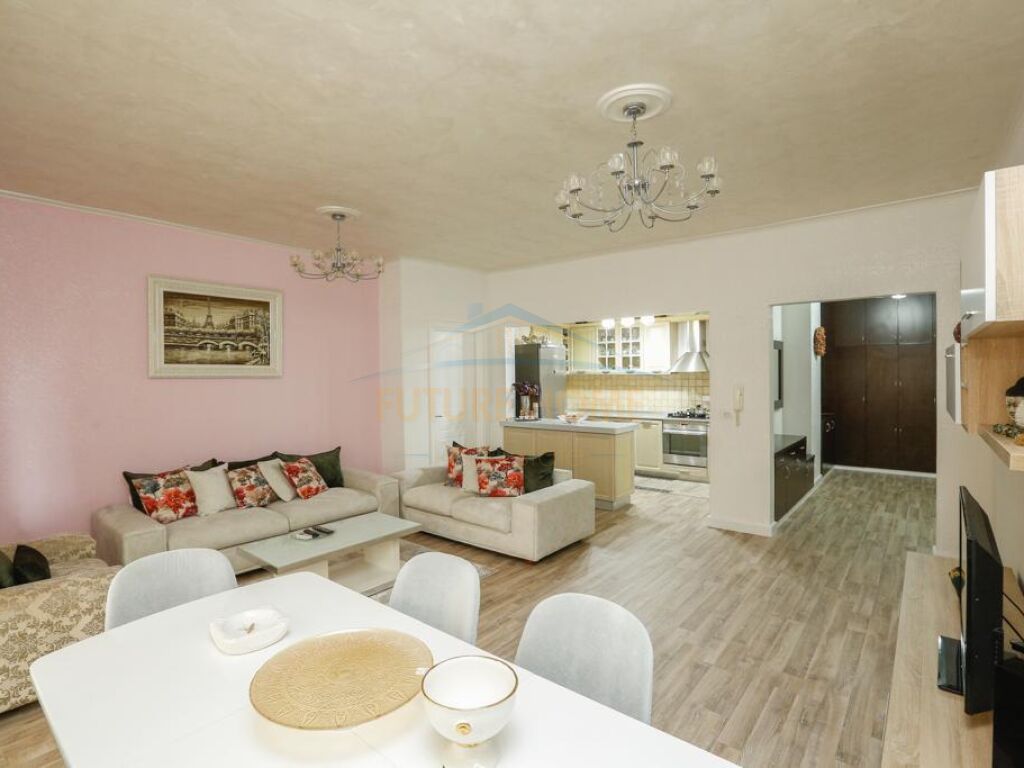 Qera, Apartament 3+1+2, mbrapa 9 Kateshet, Qender.