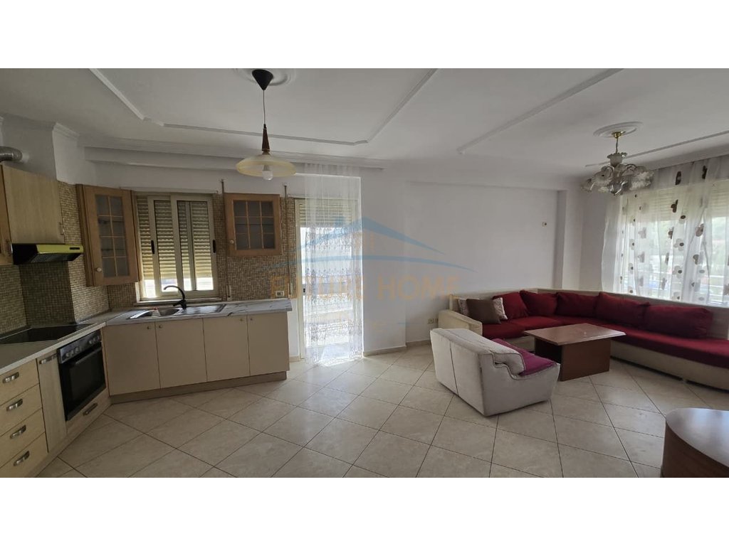 Qera , Apartament 3+1+2 , Misto Mame , Yzberisht