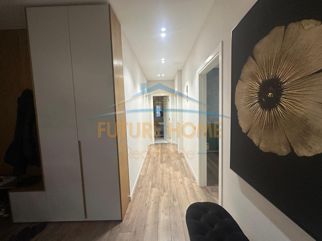 Rent, Apartment 3+1+2+Parking Space, Kosovarëve Street, Tirana
