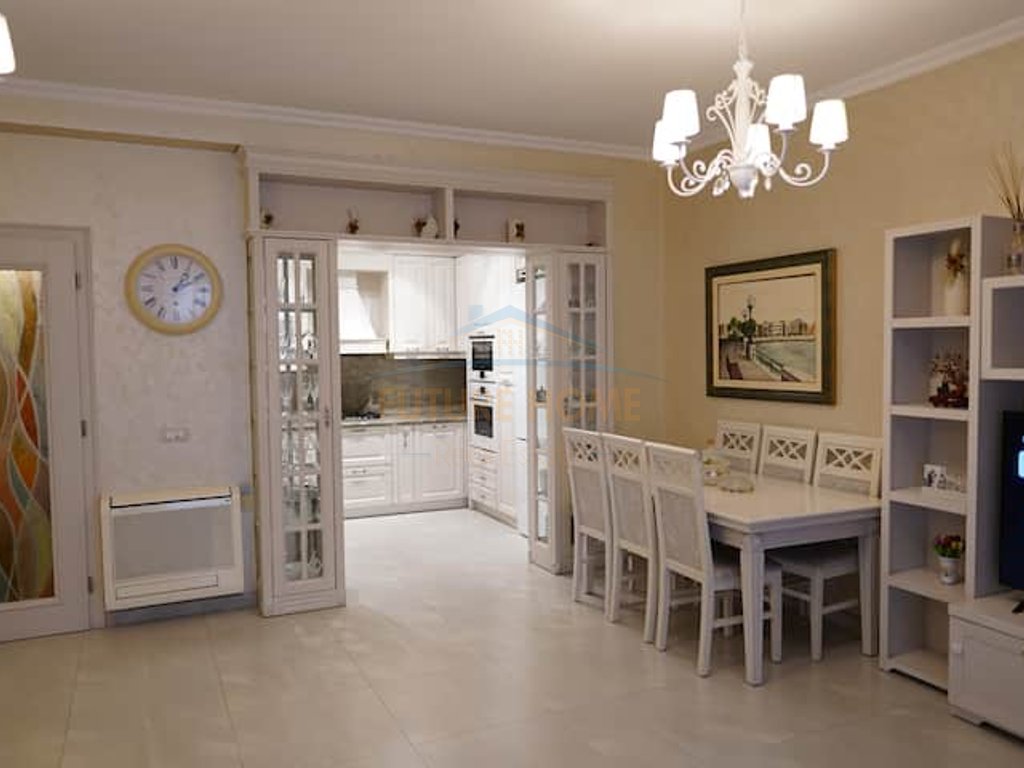 Rent, Apartment 3+1+2, Center, Tirana