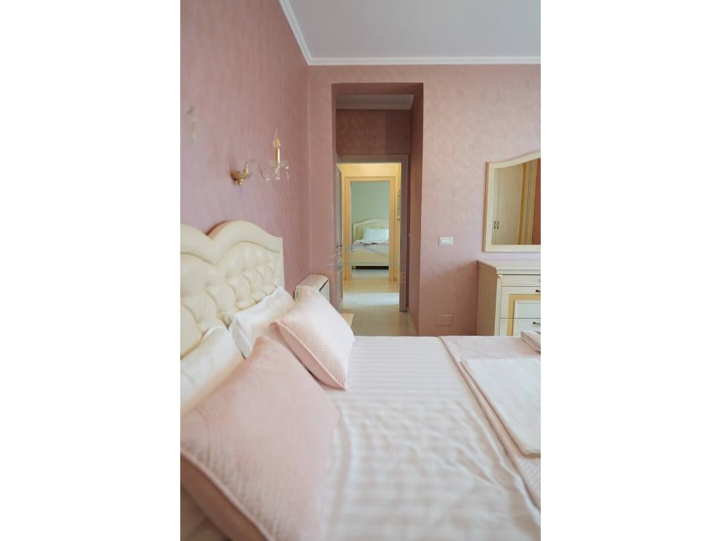 Rent, Apartment 3+1+2, Center, Tirana