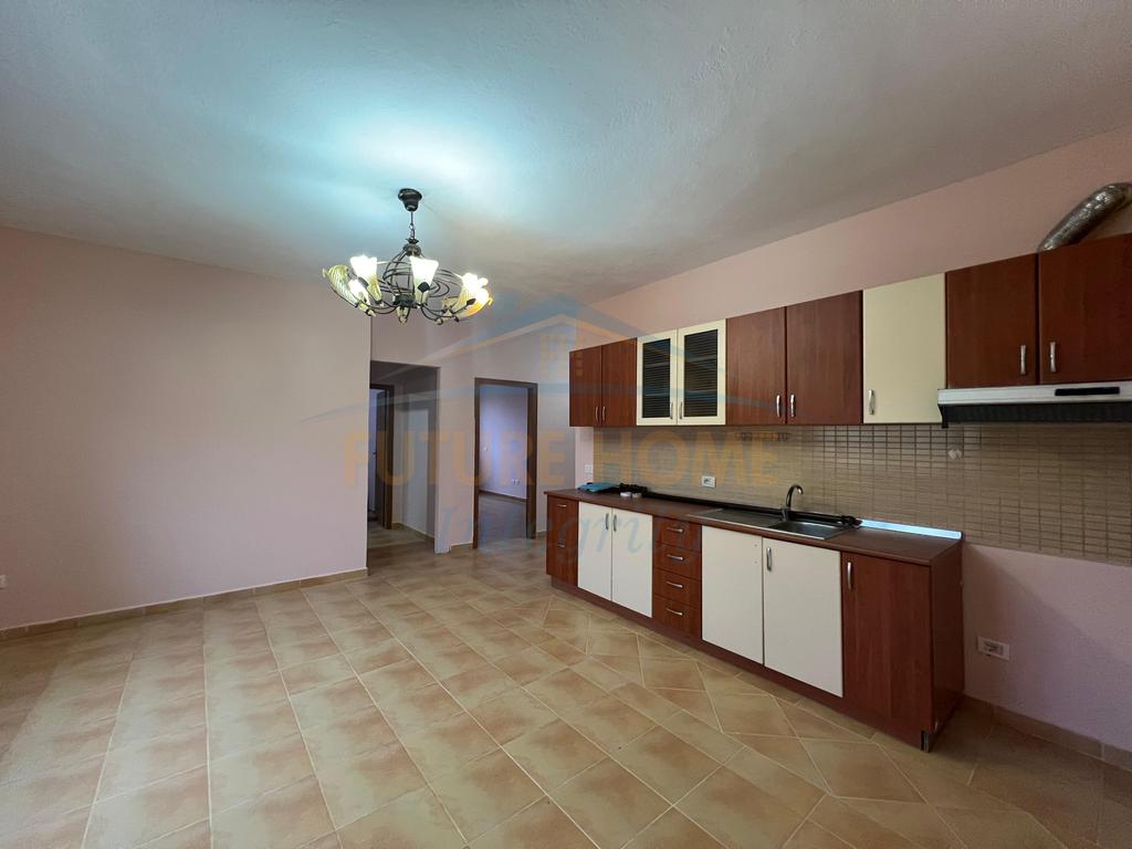For rent, Business premises, Vllazen Huta Street, Tirana.