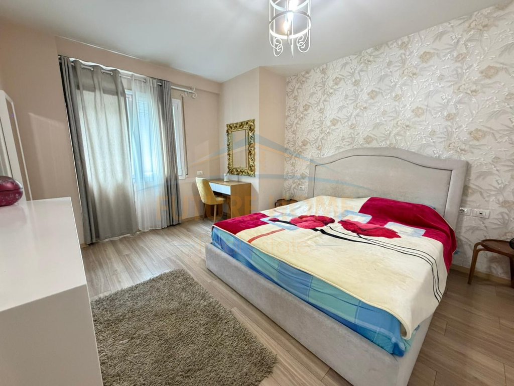 Qera, Apartament 3+1+2, Zogu i Zi, Tirane