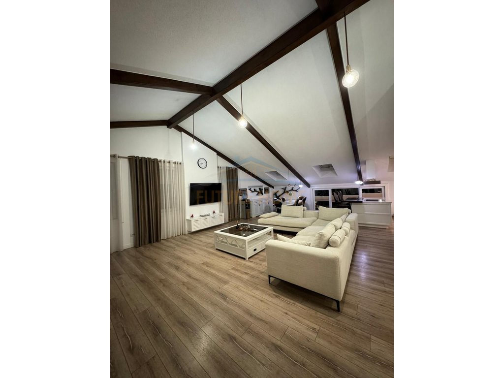 Qera,Apartament 3+1+3 tek "Secret Garden"