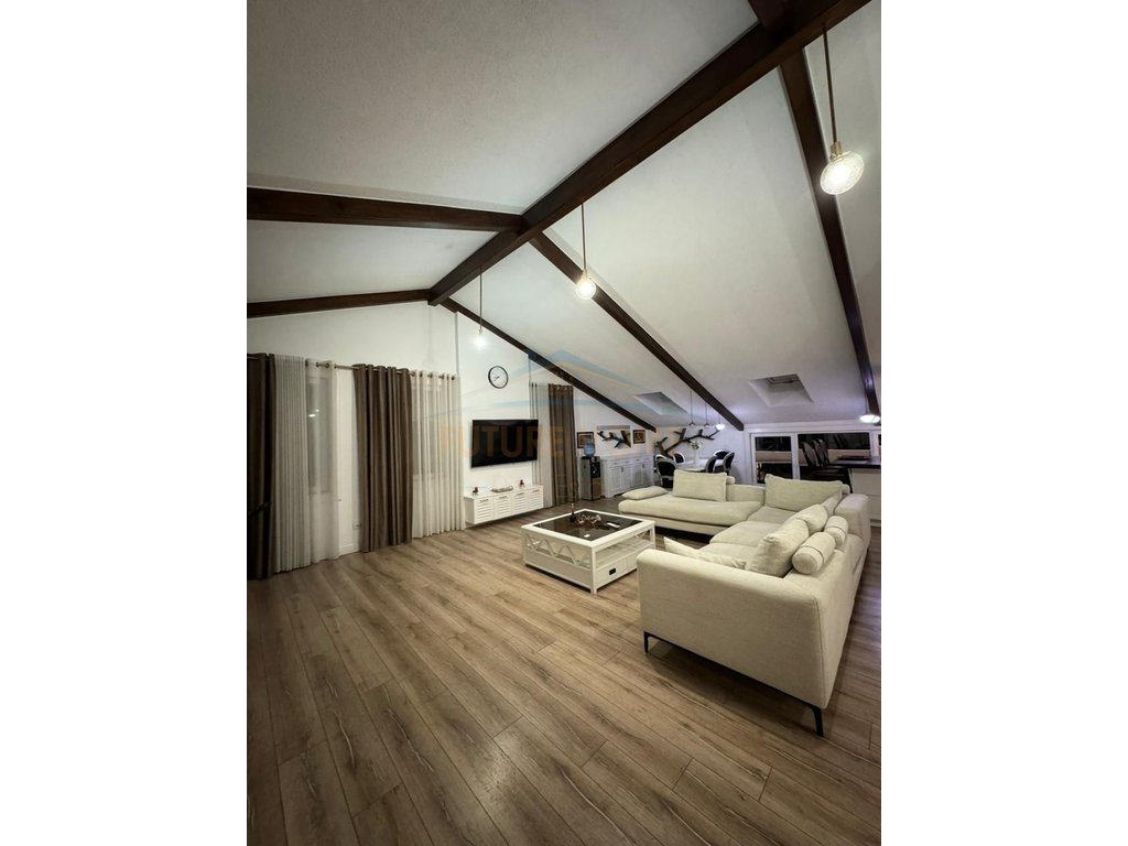 Qera,Apartament 3+1+3 tek "Secret Garden"
