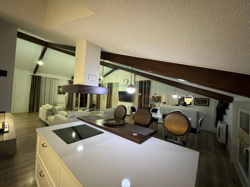 Qera,Apartament 3+1+3 tek "Secret Garden"