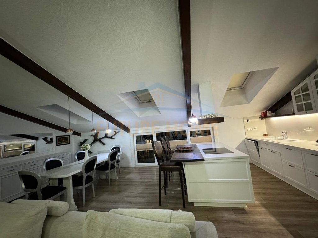 Qera,Apartament 3+1+3 tek "Secret Garden"
