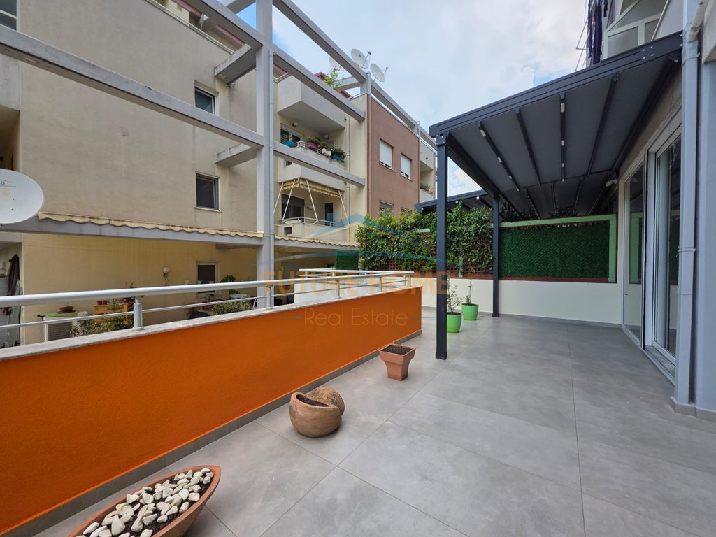 Qera, Apartament 3+1 +3 tek Touch of the Sun!