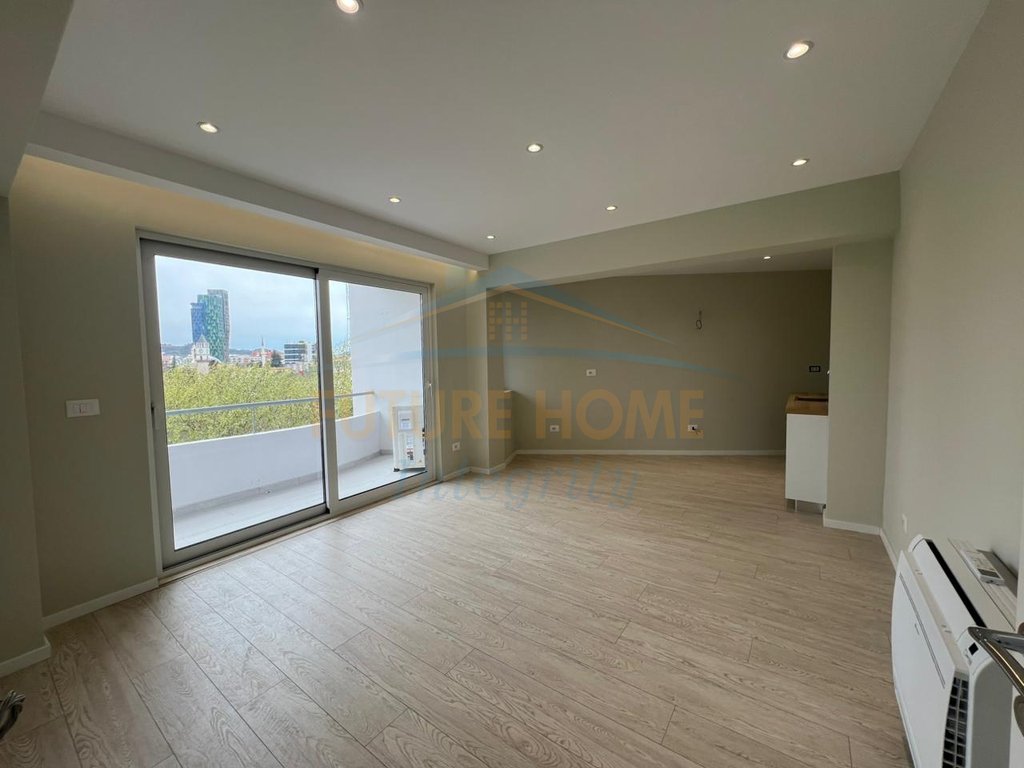 For Rent, 3+1 Apartment for Offices, 9 Floors, Tirana.