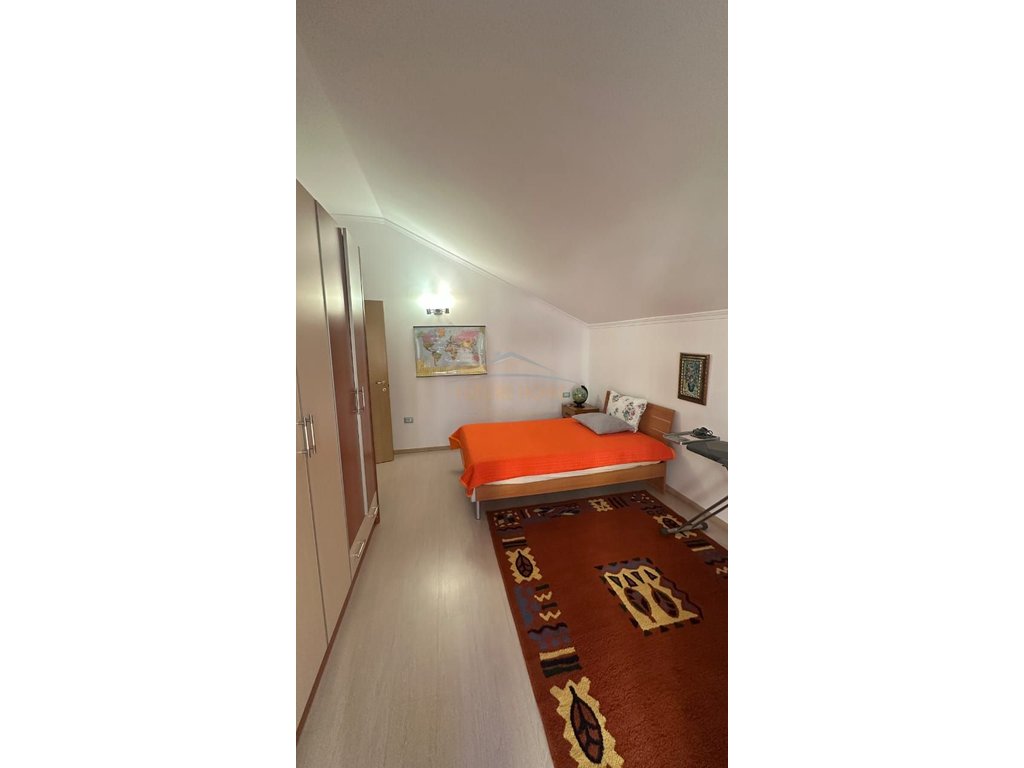 Rent, Apartment 3+1+ Parking Space, Bill Clinton Street, Tirana