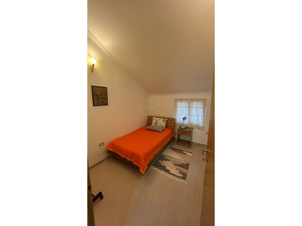 Rent, Apartment 3+1+ Parking Space, Bill Clinton Street, Tirana