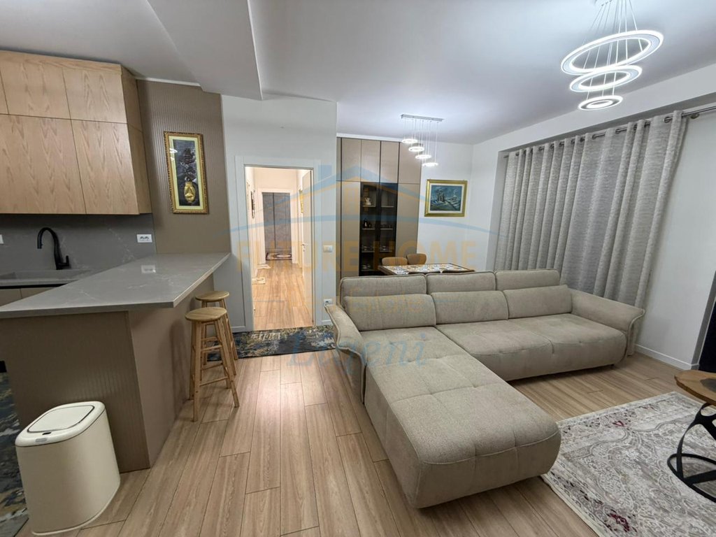 For Rent, 3+1 Apartment + Parking Space, Kavaja Street, Garden Building, Tirana