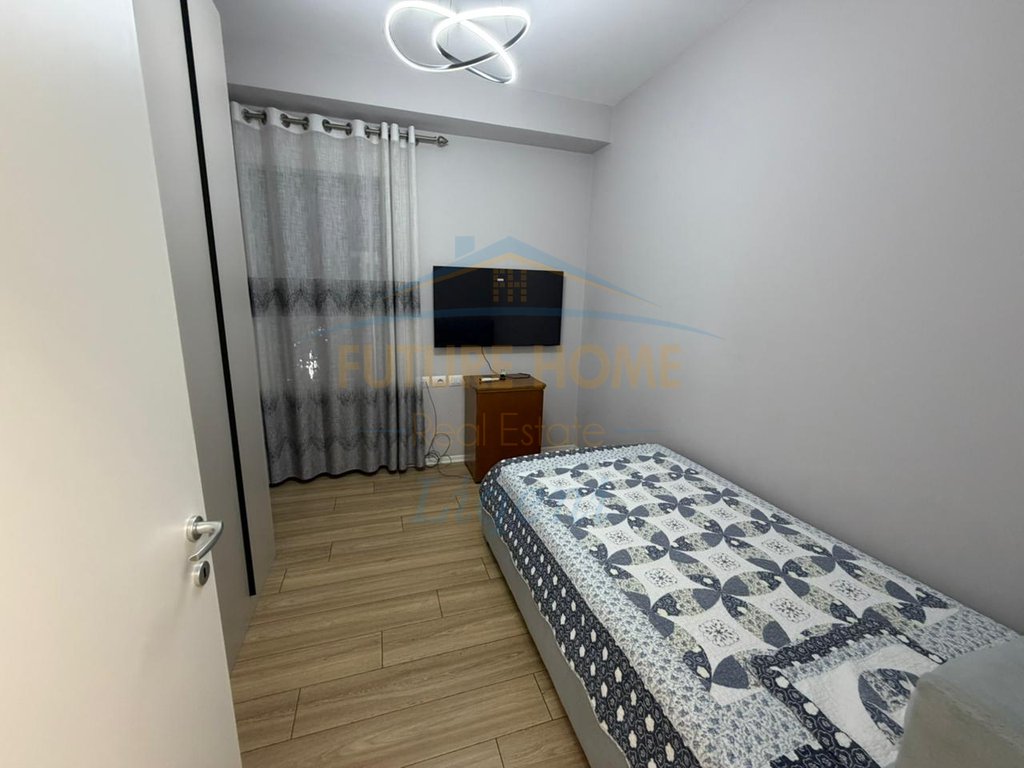 For Rent, 3+1 Apartment + Parking Space, Kavaja Street, Garden Building, Tirana