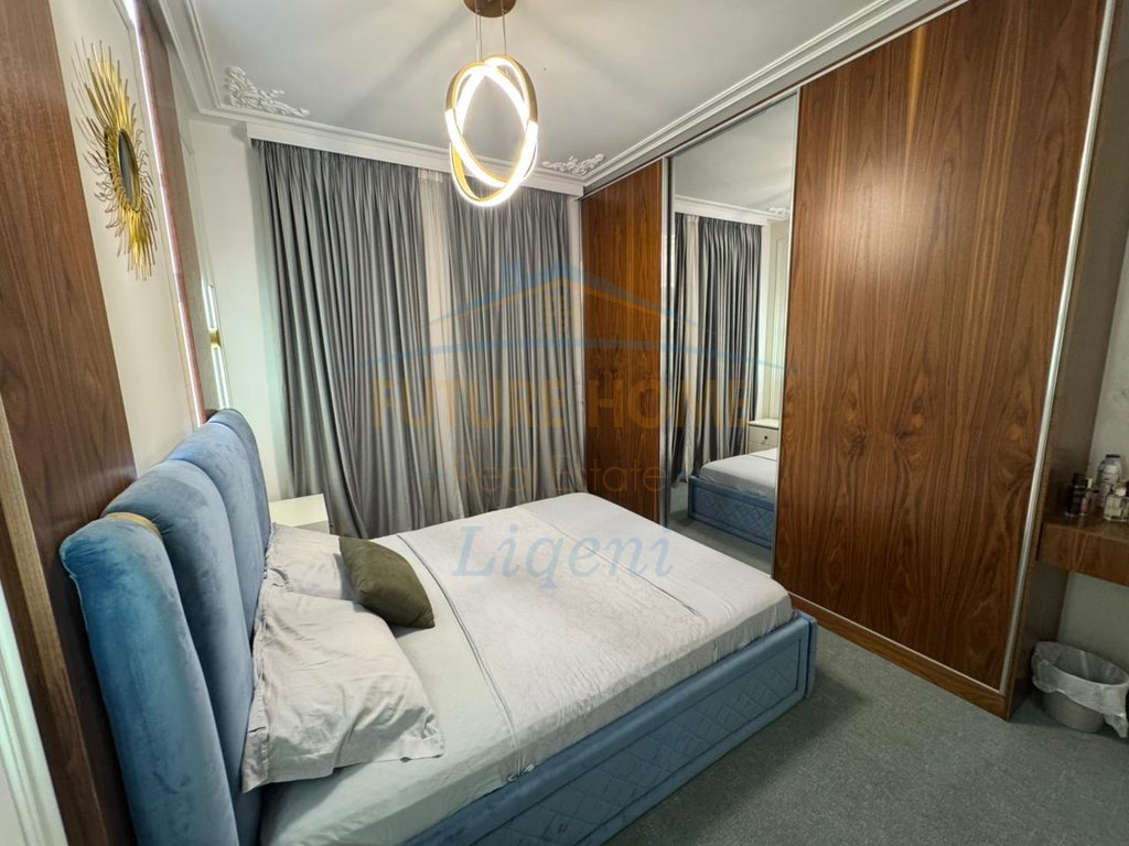 Rent, Apartment 3+1+ Parking Space, Zogu i Zi, Tirana.