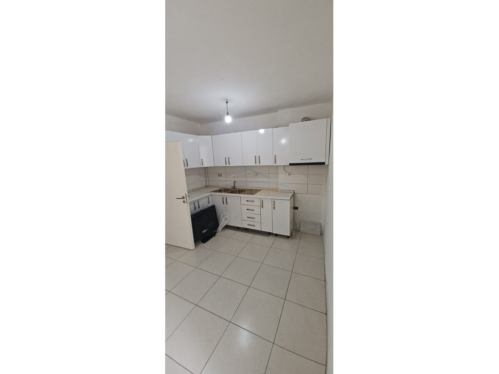 Qera,Apartament,3+1,Xhamlliku,Tirane