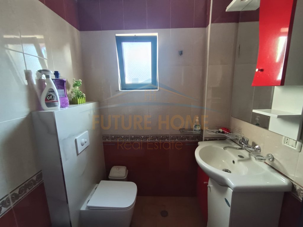 Qera, Apartament 4+1+2 , Rruga Mine Peza, Tiranë