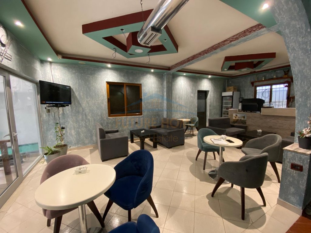 Qera, Bar Pizzeria, Pakuqan, Tirana.