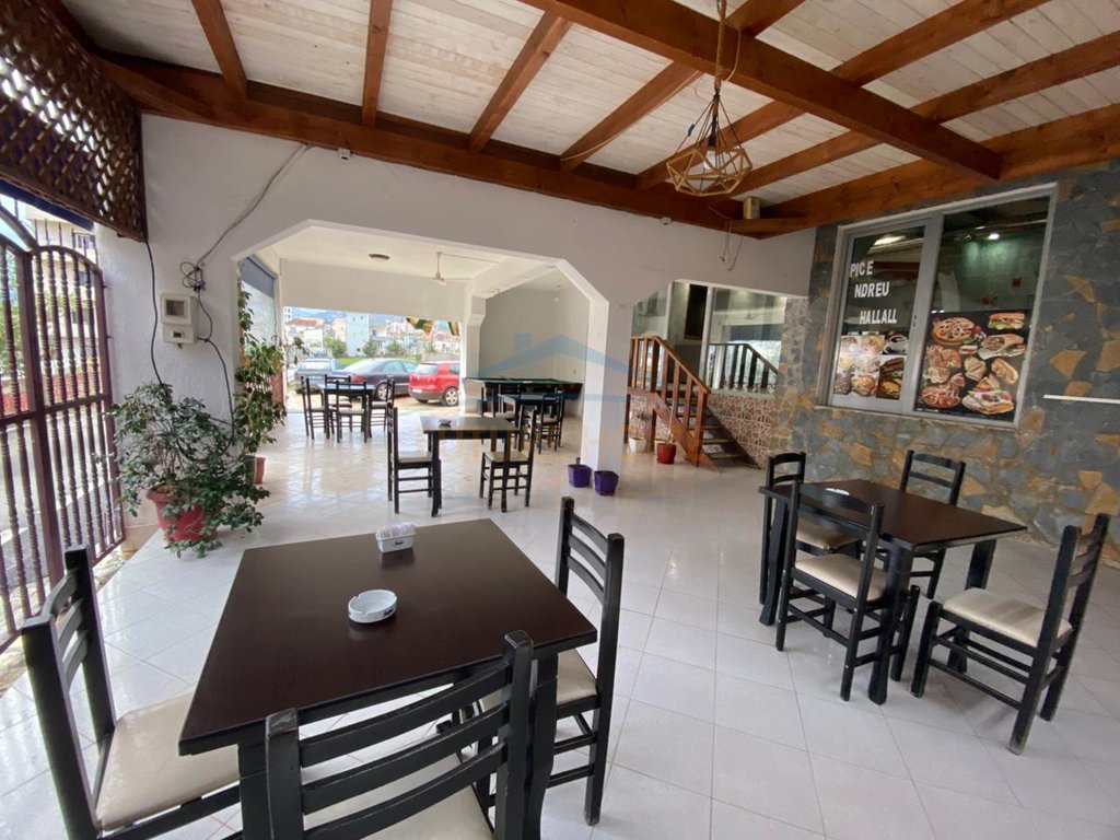 Qera, Bar Pizzeria, Pakuqan, Tirana.