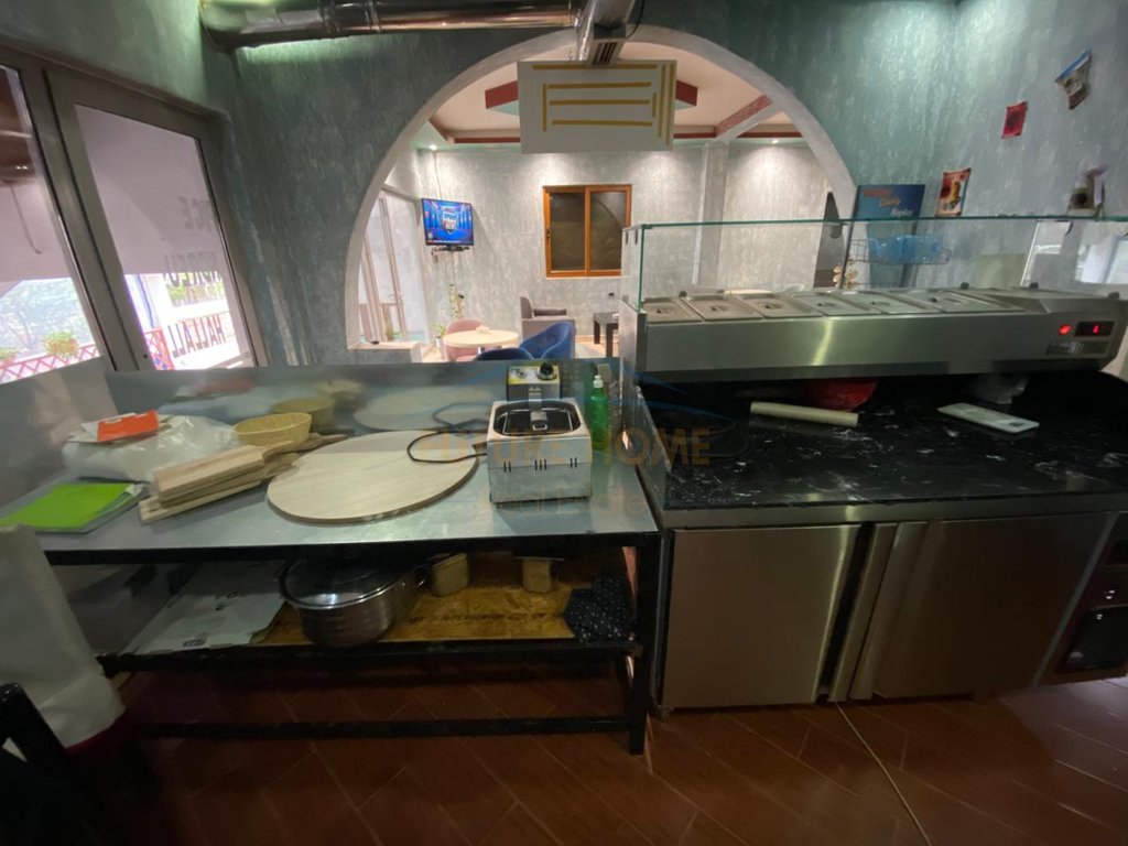 Qera, Bar Pizzeria, Pakuqan, Tirana.