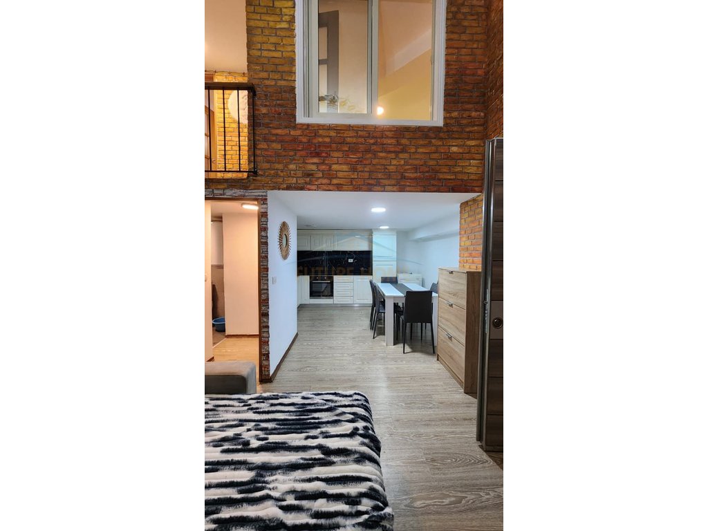 Qera, Duplex 2+1, Fresku , Tiranë.