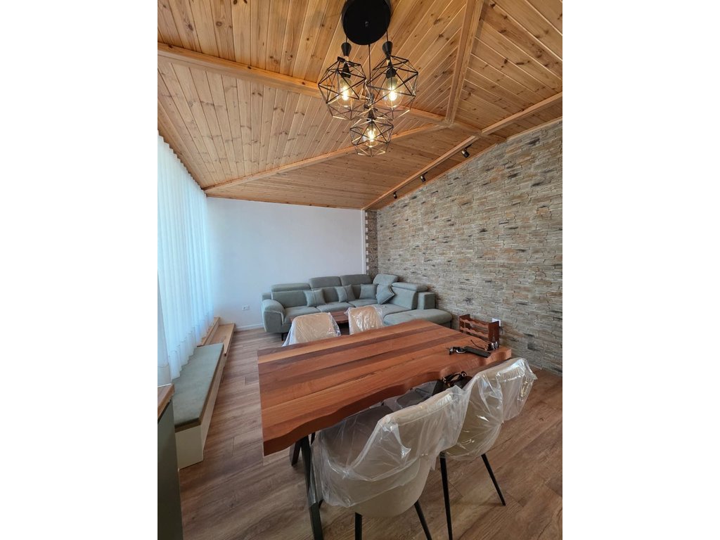 Qera, Duplex 2+1+Post Parkimi, Shkoze, Tirane.