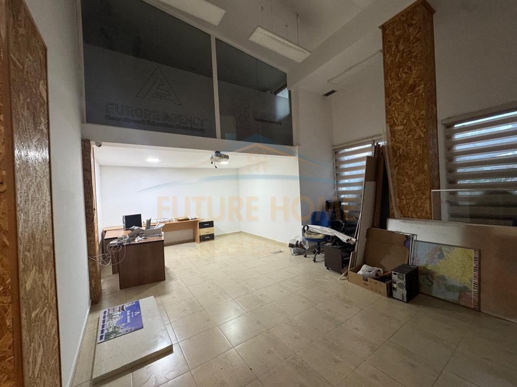 Qera, Duplex për Zyra, Myslym Shyri, Tiranë