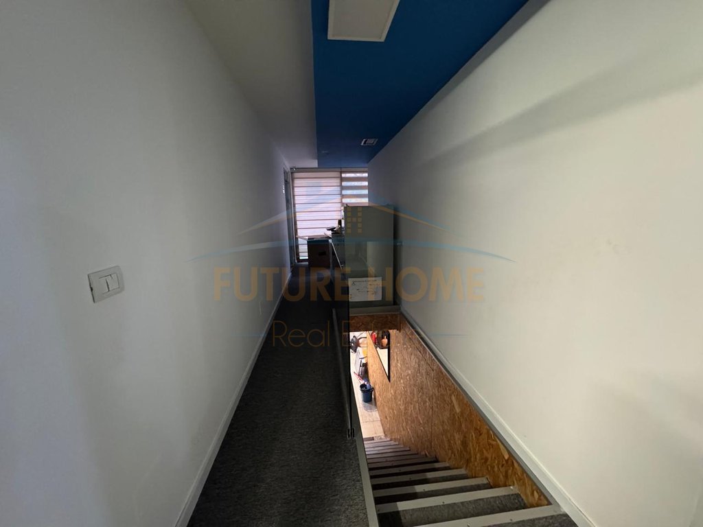 Qera, Duplex për Zyra, Myslym Shyri, Tiranë
