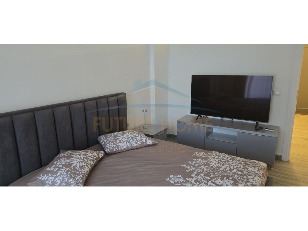 Rent, Studio Apartment, Red Wheel, Beach