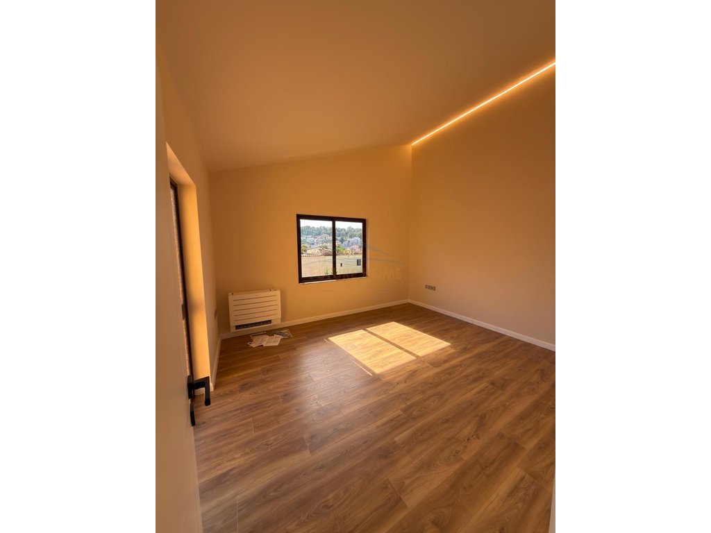 Rent, 3rd Floor of a 3-story Villa at the German Villas