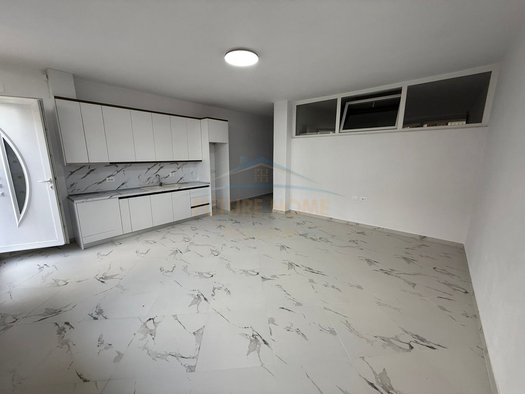 Rent, Private House 1+1, Përroi Caprazit, Pogradec