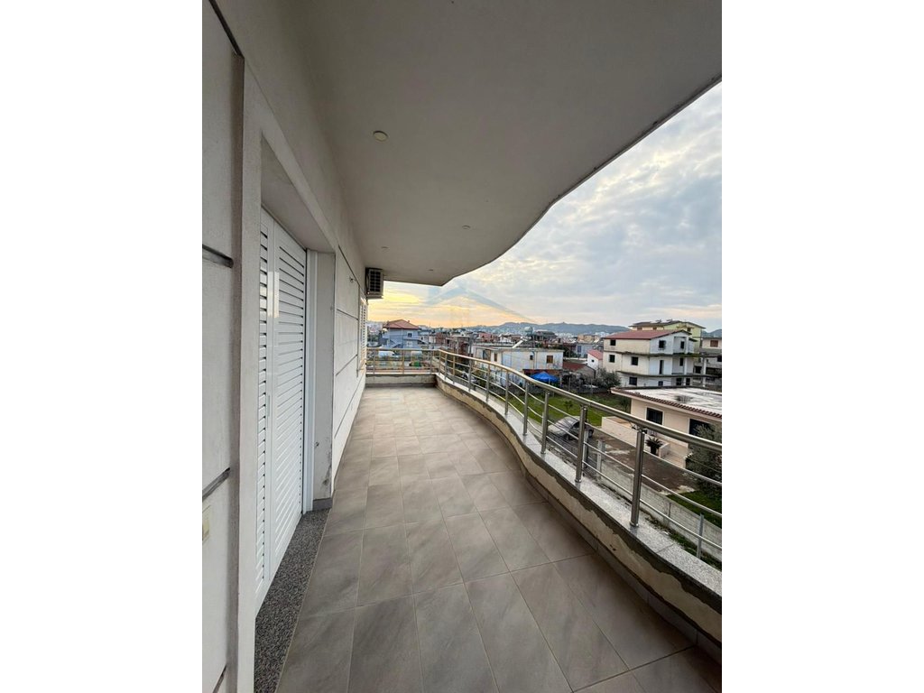 Rent, Private House 3+1, Former Këneta, Durrës