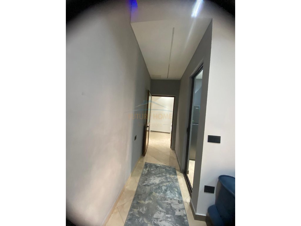 Qera, Shtepi Private, Pajtoni Center,Tirane