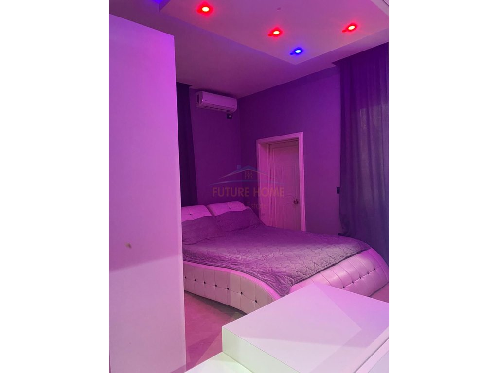 Qera, Shtepi Private, Pajtoni Center,Tirane