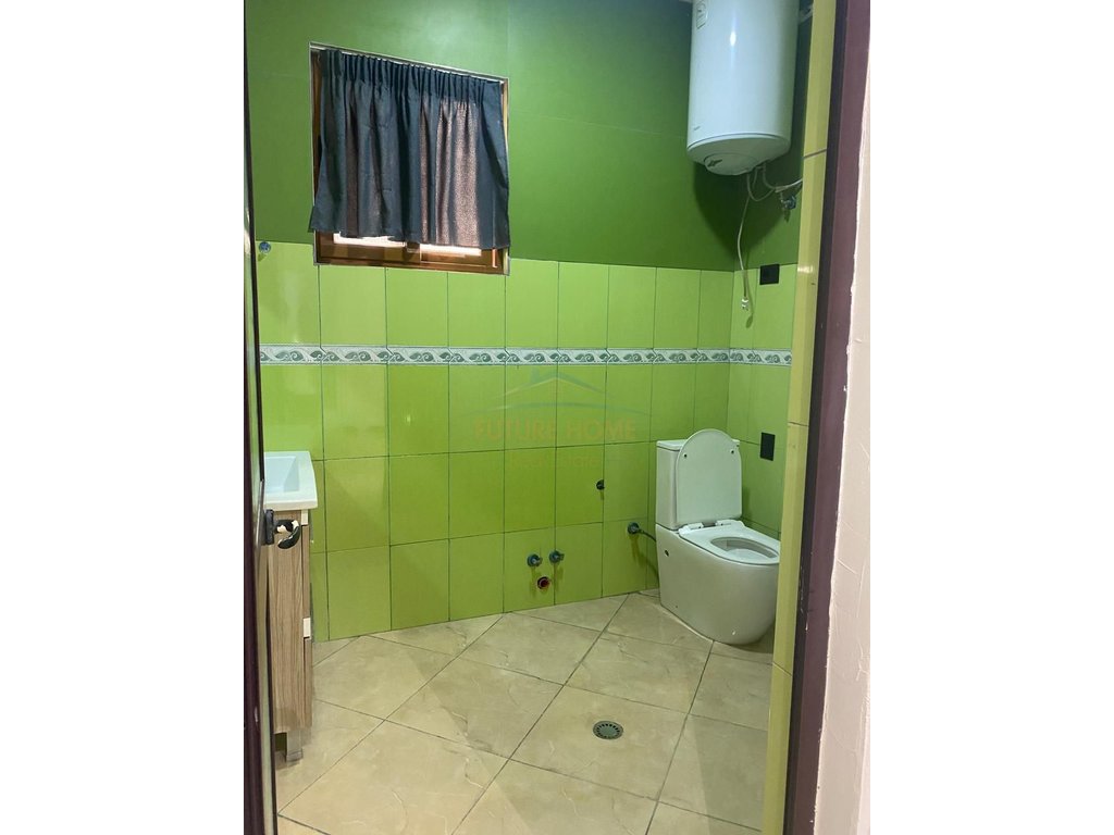 Qera, Shtepi Private, Pajtoni Center,Tirane