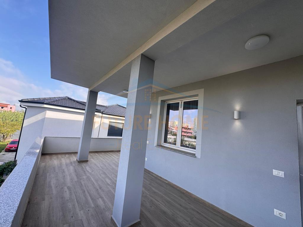 Rent, Private House, Iron Road Beach, Durres