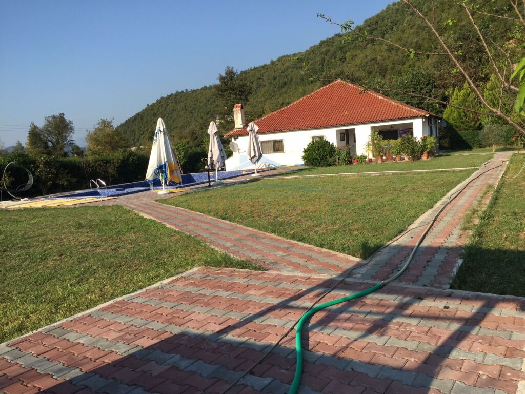 Rent, 1-storey villa, Balaxhias, Baldushk, Tirana.