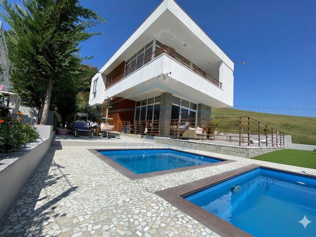 Rent, 2-Storey Villa, Farkë, Tirana.