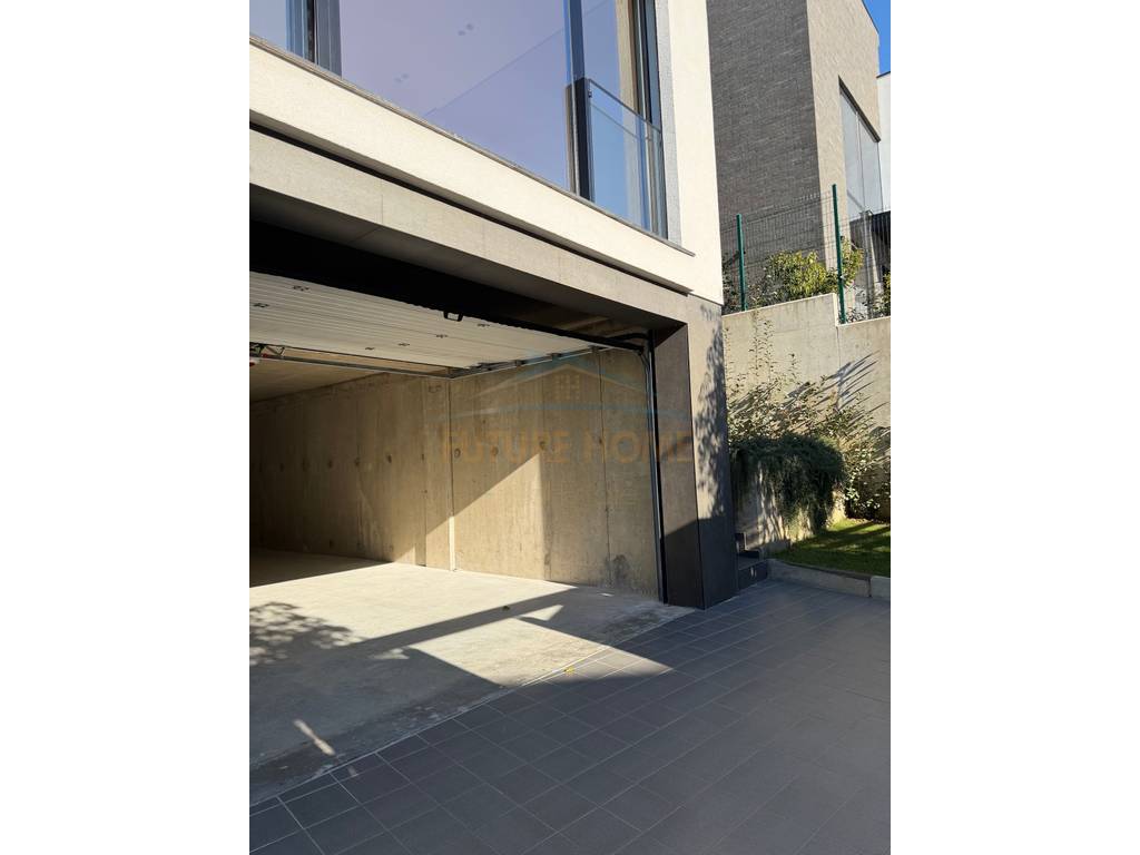 Rent, 2-storey Villa, TEG