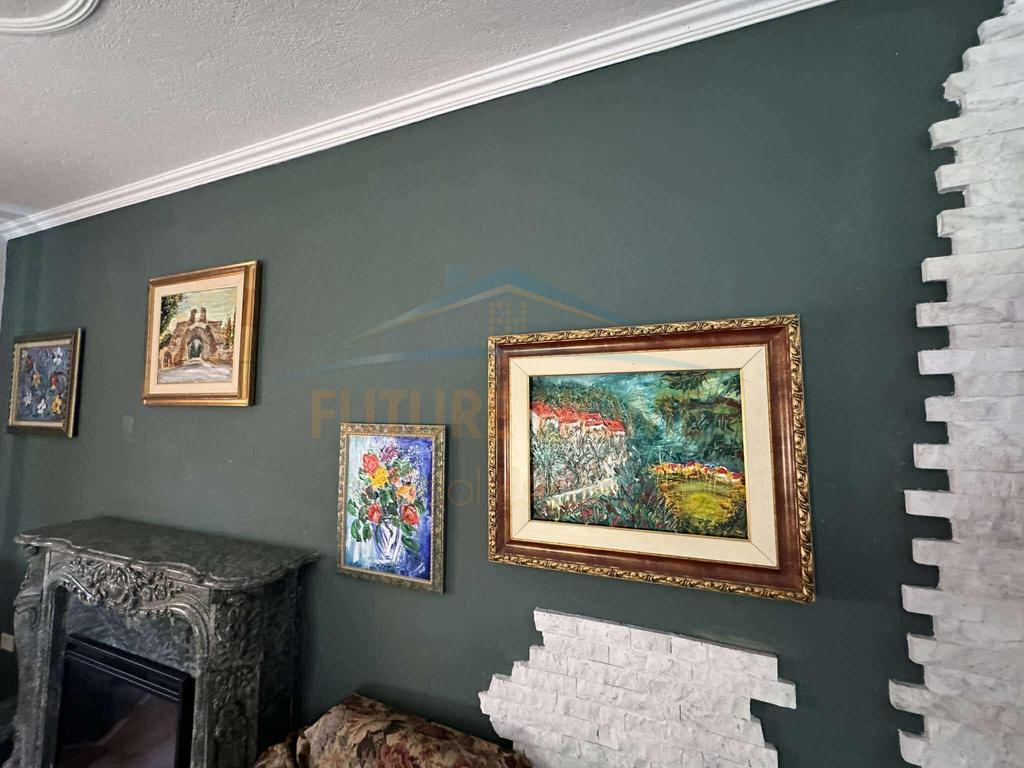Rent, 3-Storey Villa, Dry Lake.