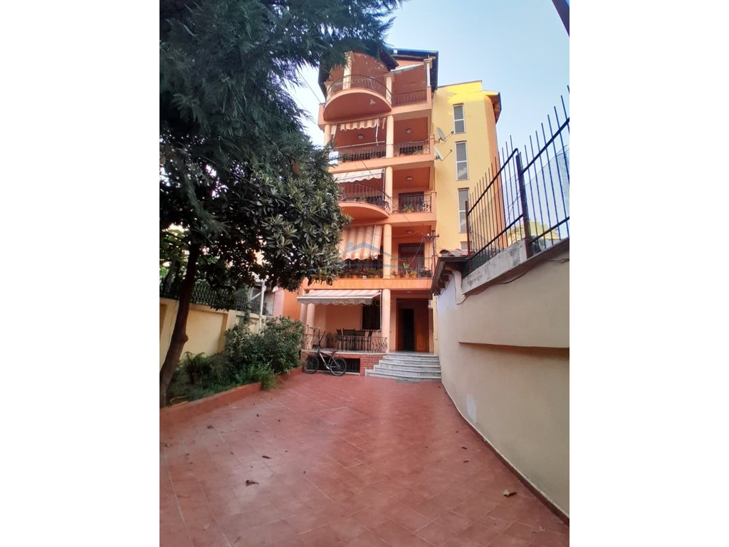 Rent, Villa, Elbow, Tirana